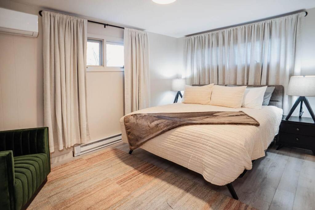 Prattvilla -Catskill -Mountain Escape 5 Bedroom ,3 Bath With Hot Tub Prattsville Экстерьер фото