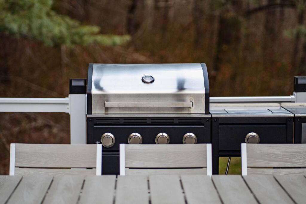 Prattvilla -Catskill -Mountain Escape 5 Bedroom ,3 Bath With Hot Tub Prattsville Экстерьер фото