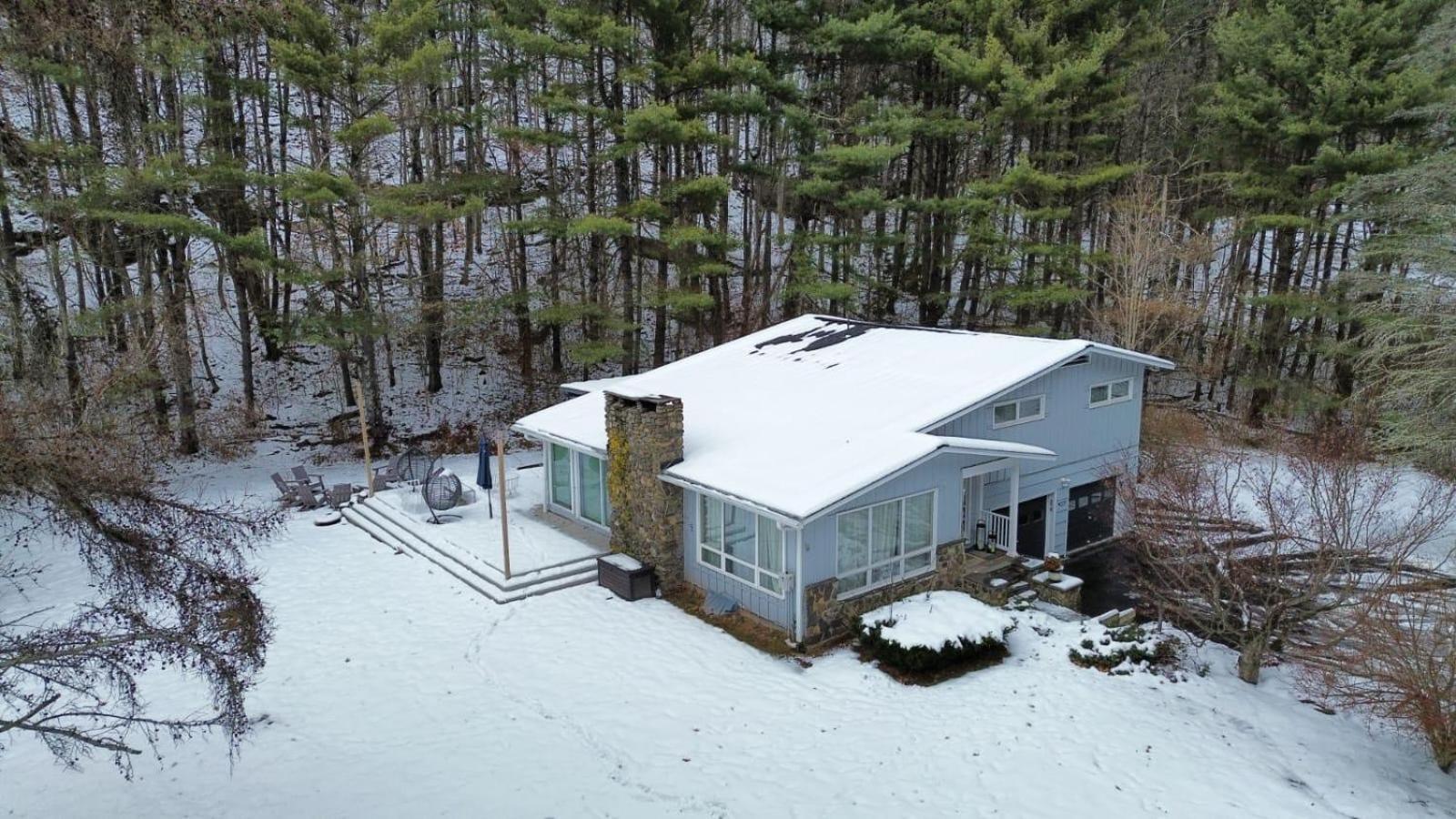 Prattvilla -Catskill -Mountain Escape 5 Bedroom ,3 Bath With Hot Tub Prattsville Экстерьер фото
